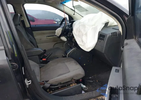 2007 Jeep Compass Sport z USA, uszkodzony, nr VIN 1J8FT47W97D370894